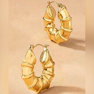 ZURI GOLD BAMBOO HOOP EARRINGS